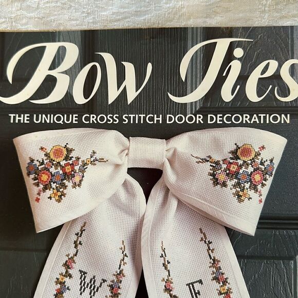 Counted Cross Stitch Kit Welcome Friends Bow Door Vintage Craft DIY - Picture 3 of 8